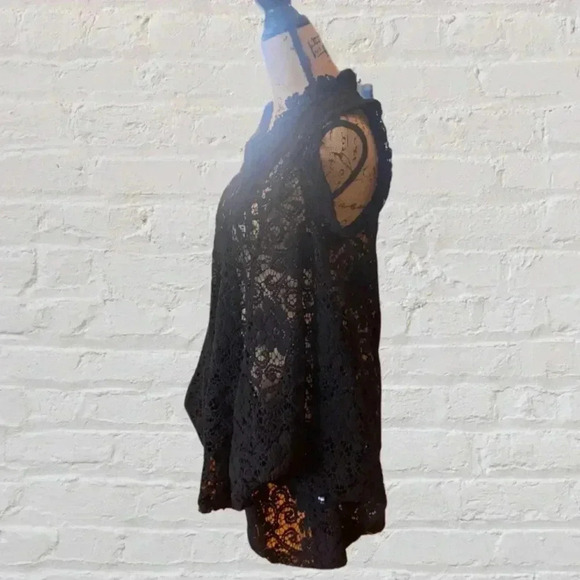 Gracia Black Lace Tunic - Picture 2 of 5